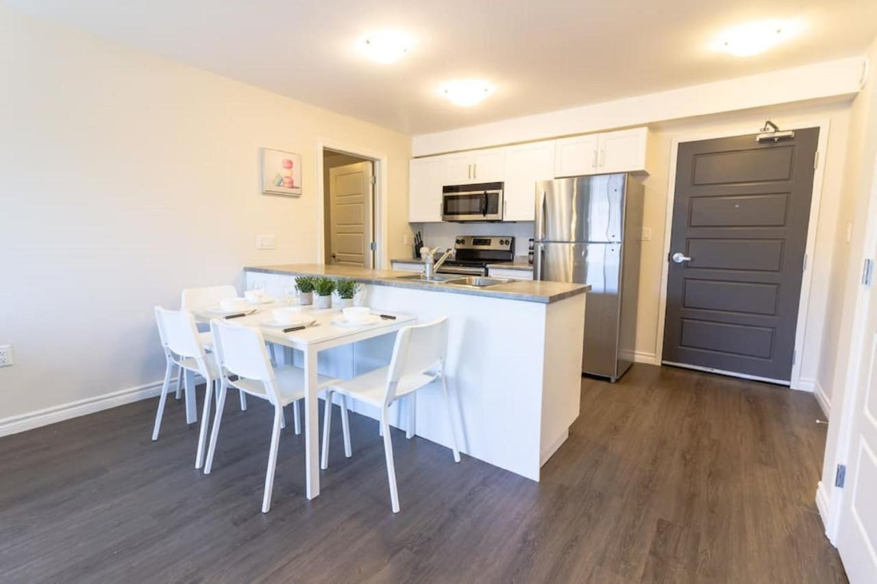 Newly Renovated Modern Condo Near Hospital, Unb Patio & Parking Coffee Saint John Eksteriør billede