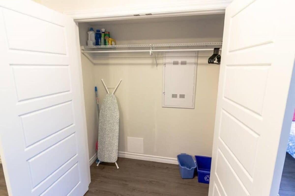 Newly Renovated Modern Condo Near Hospital, Unb Patio & Parking Coffee Saint John Eksteriør billede