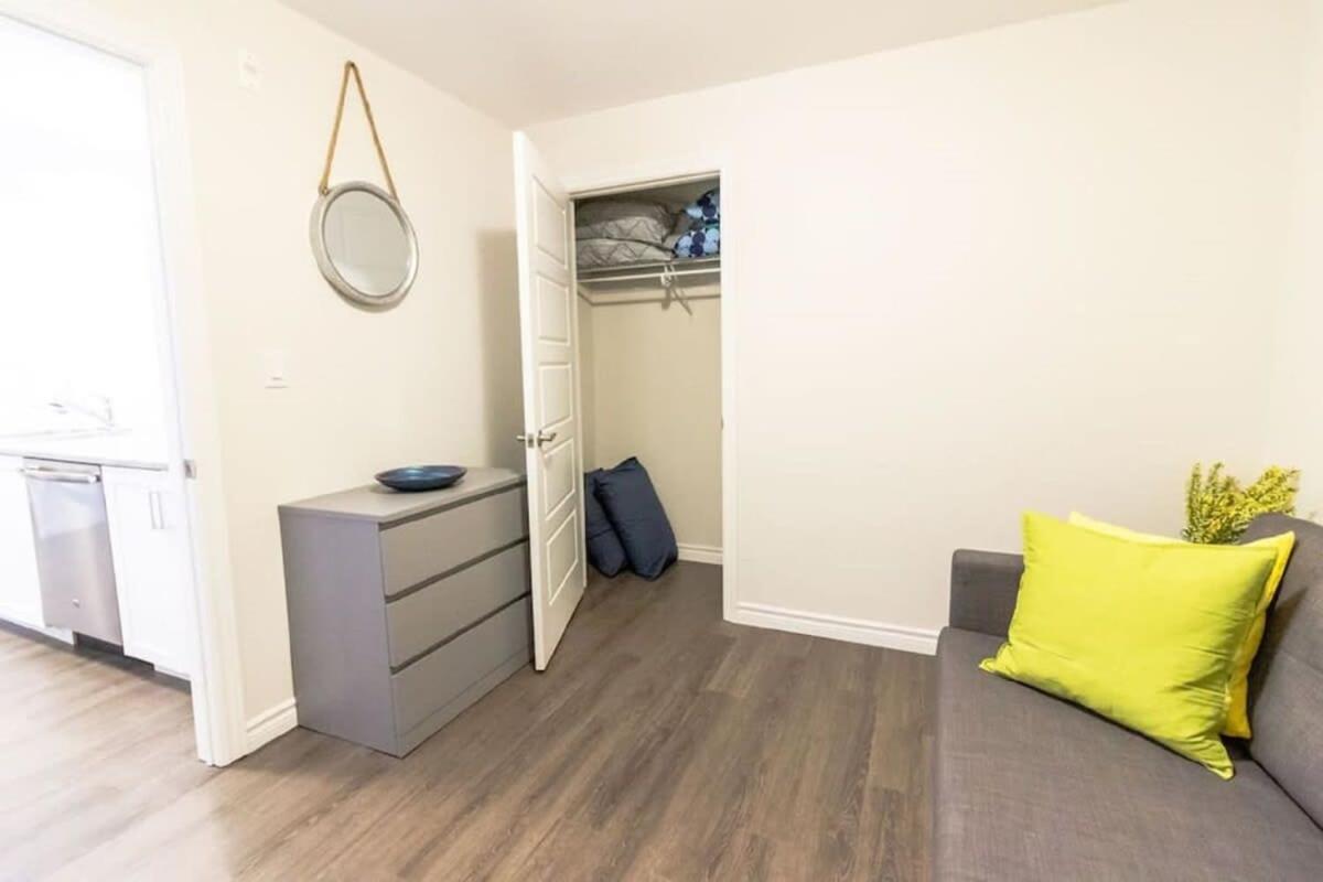 Newly Renovated Modern Condo Near Hospital, Unb Patio & Parking Coffee Saint John Eksteriør billede